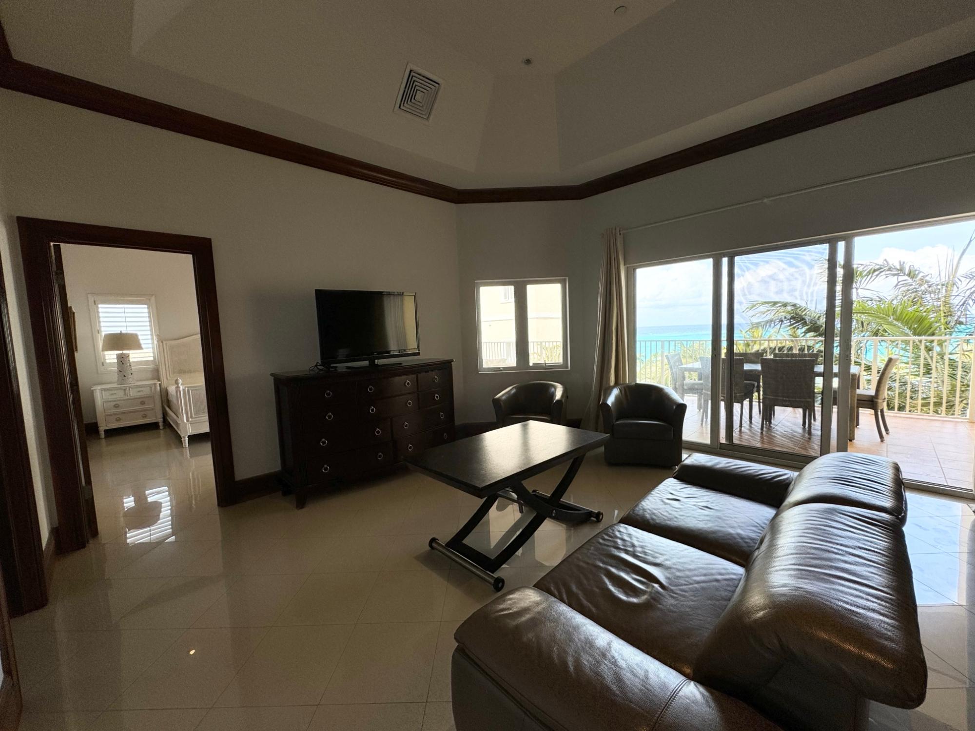 WEST BAY STREET Unit: B2 Unit 3A