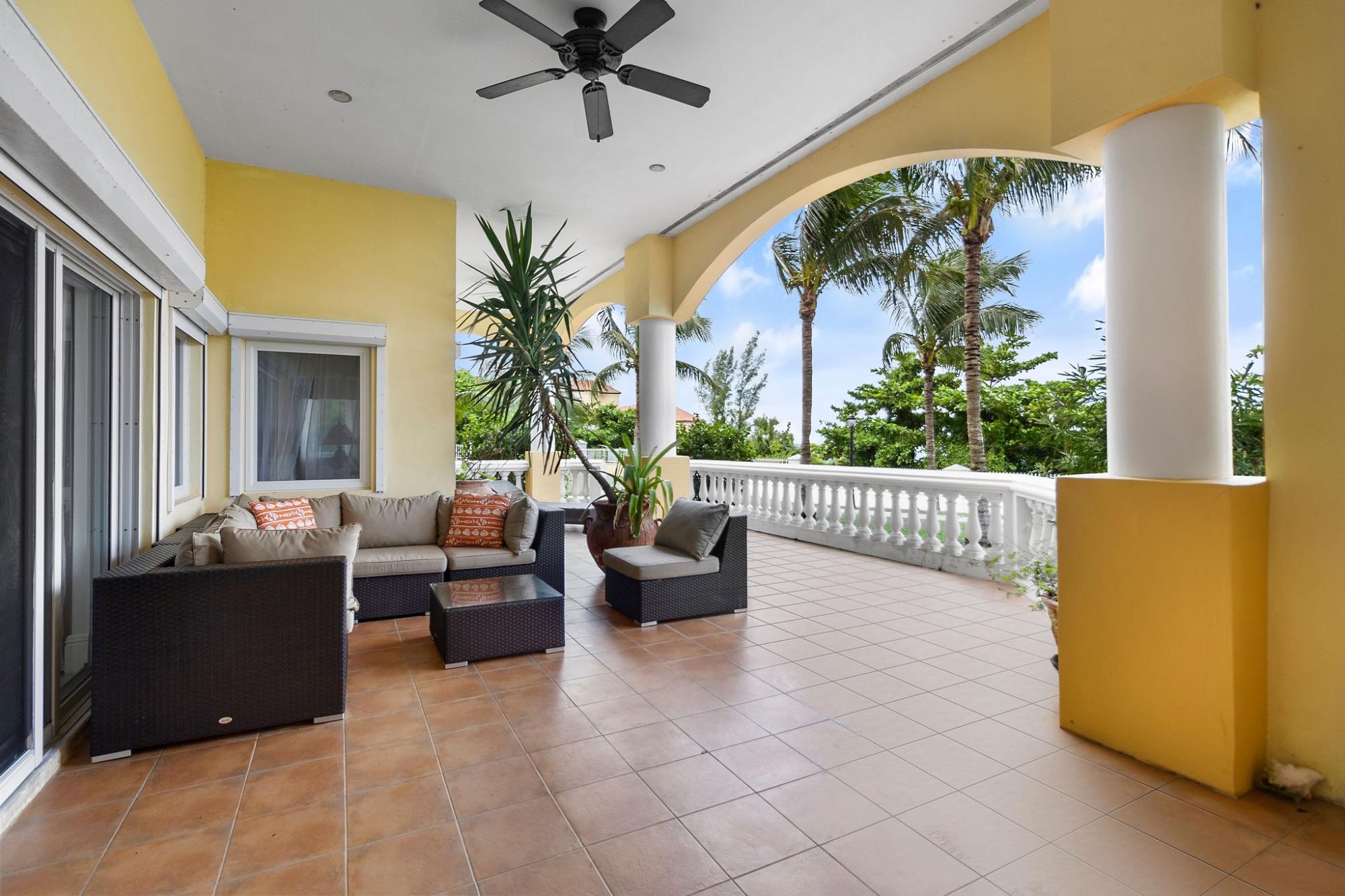 CAVES HEIGHTS Unit: B11B