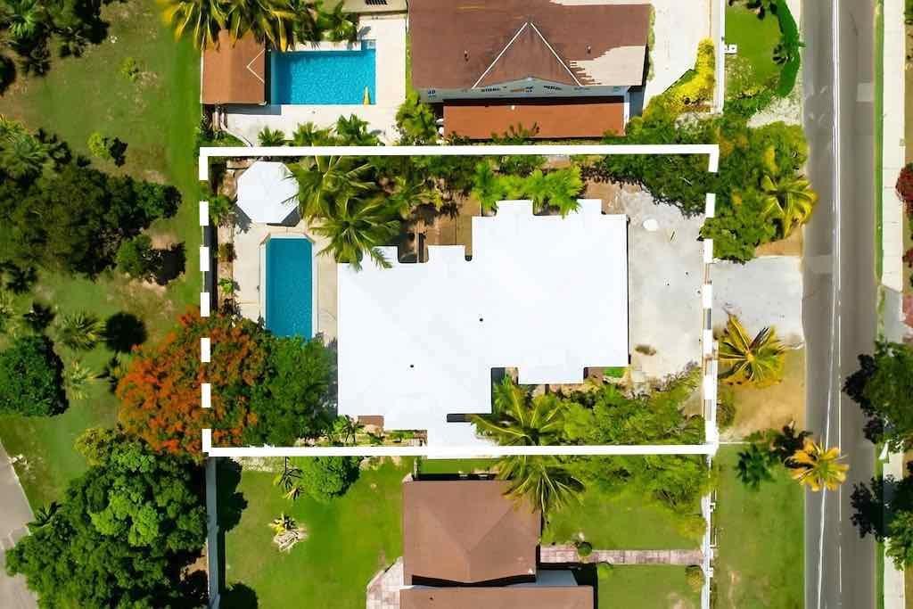 135 YAMACRAW HILL RD FOURPLEX