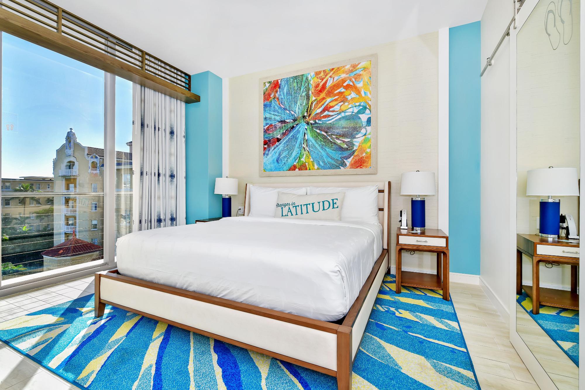 BAY STREET Unit: 615/621