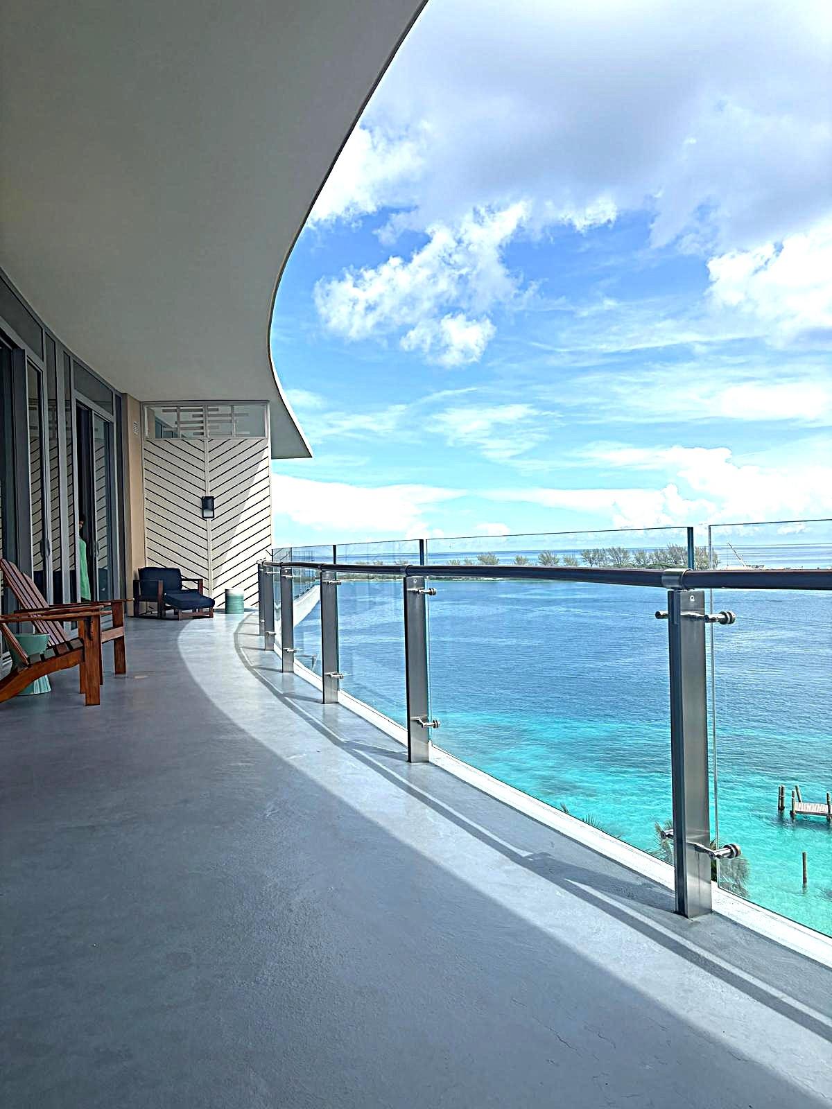 BAY STREET Unit: 807/804