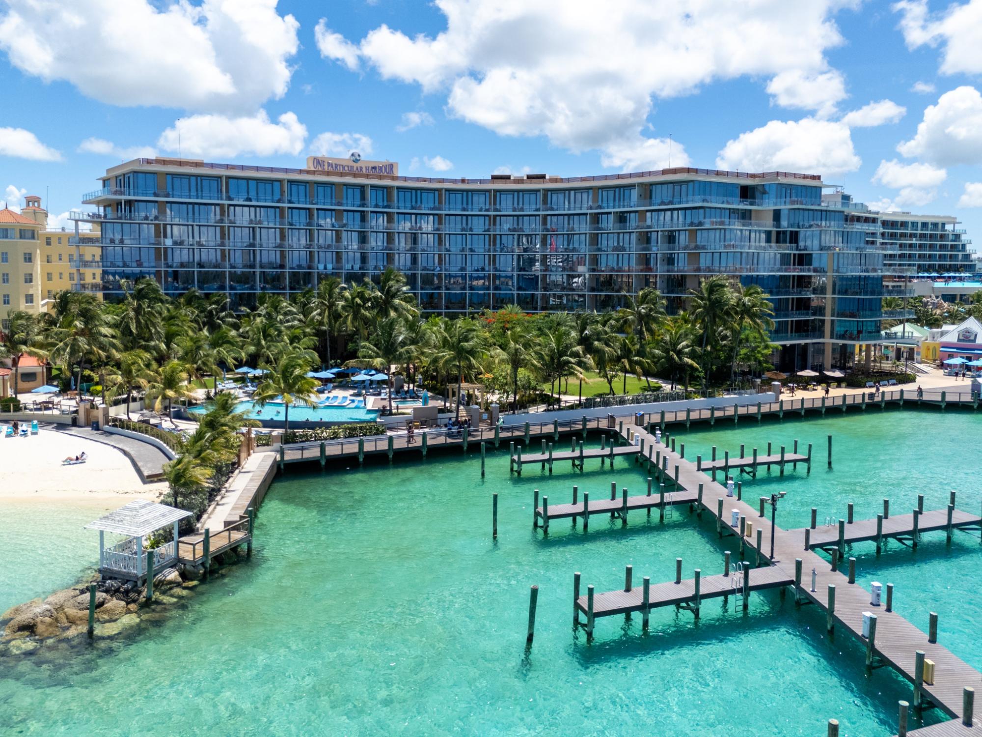 BAY STREET Unit: 807/804