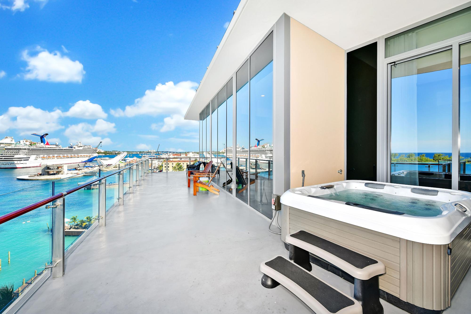 BAY STREET Unit: 808/801