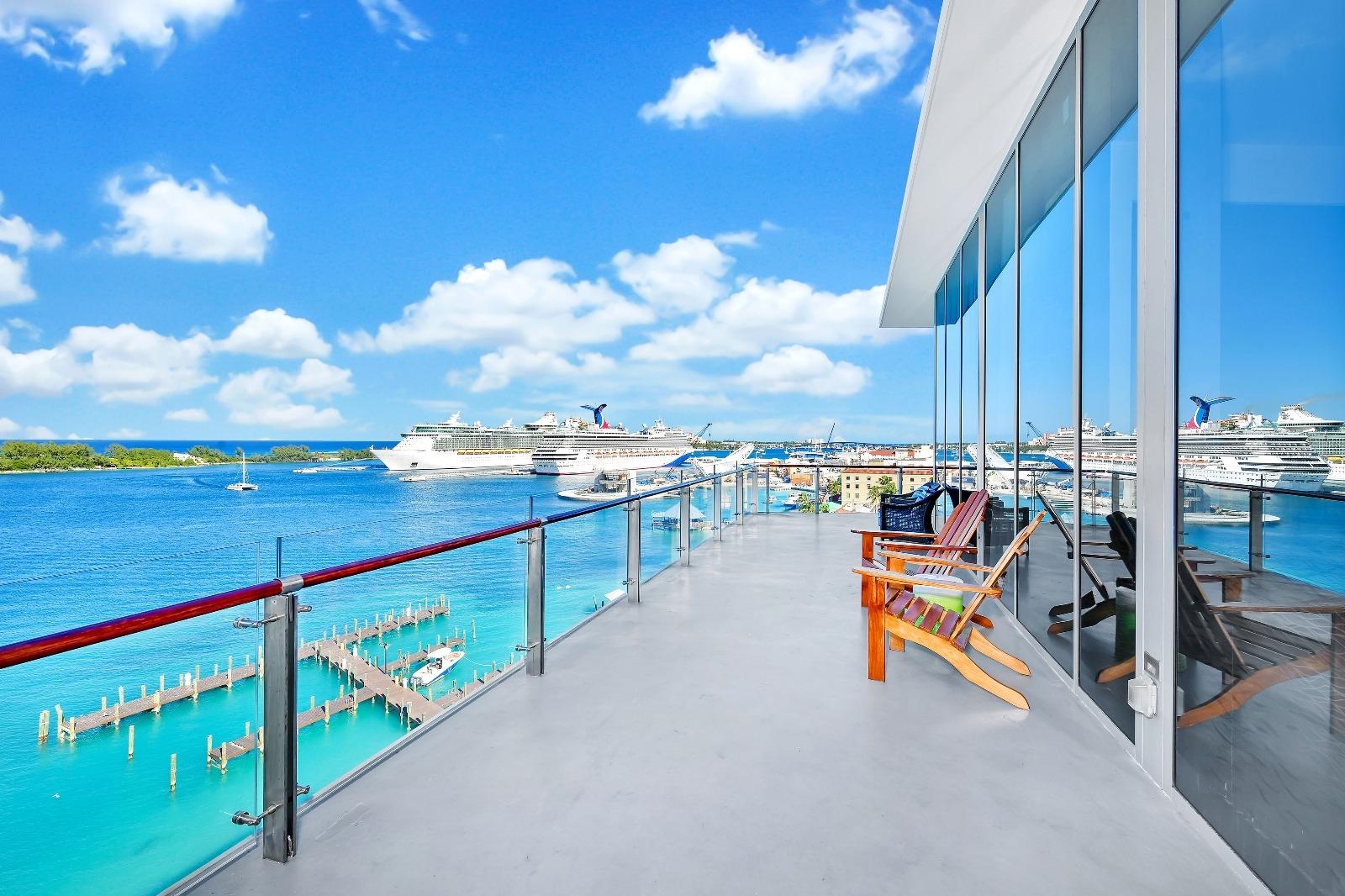 BAY STREET Unit: 808/801