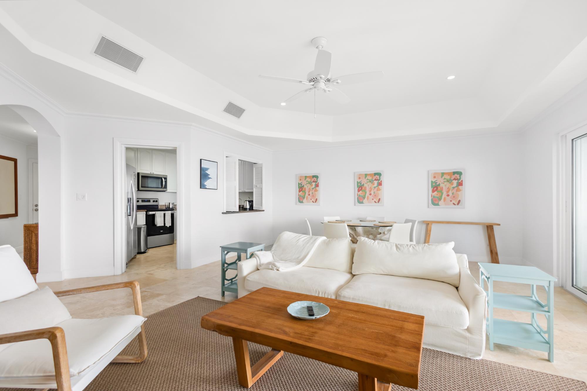 CAVES POINT Unit: 7D