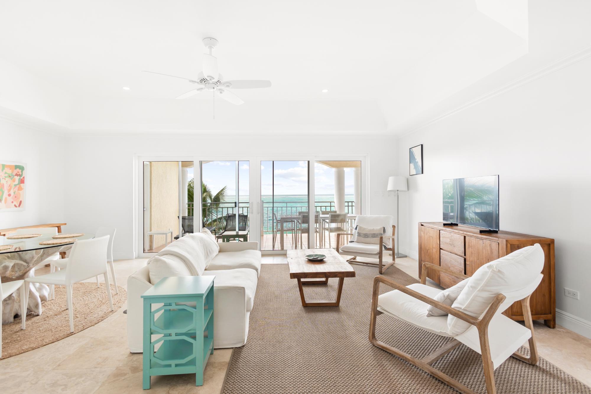 CAVES POINT Unit: 7D