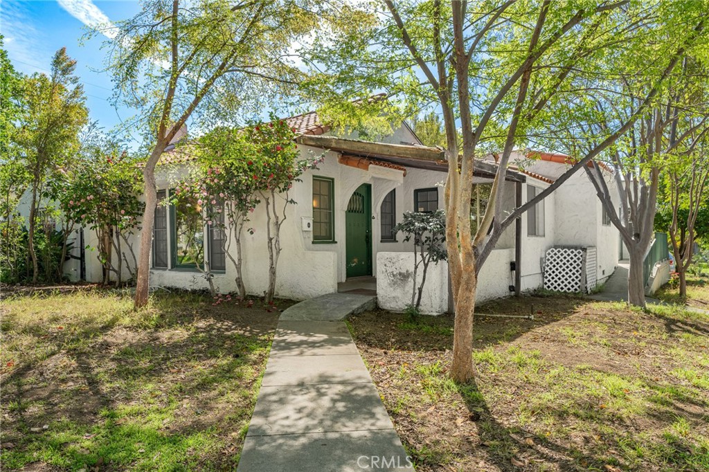 1028 Olmsted Drive