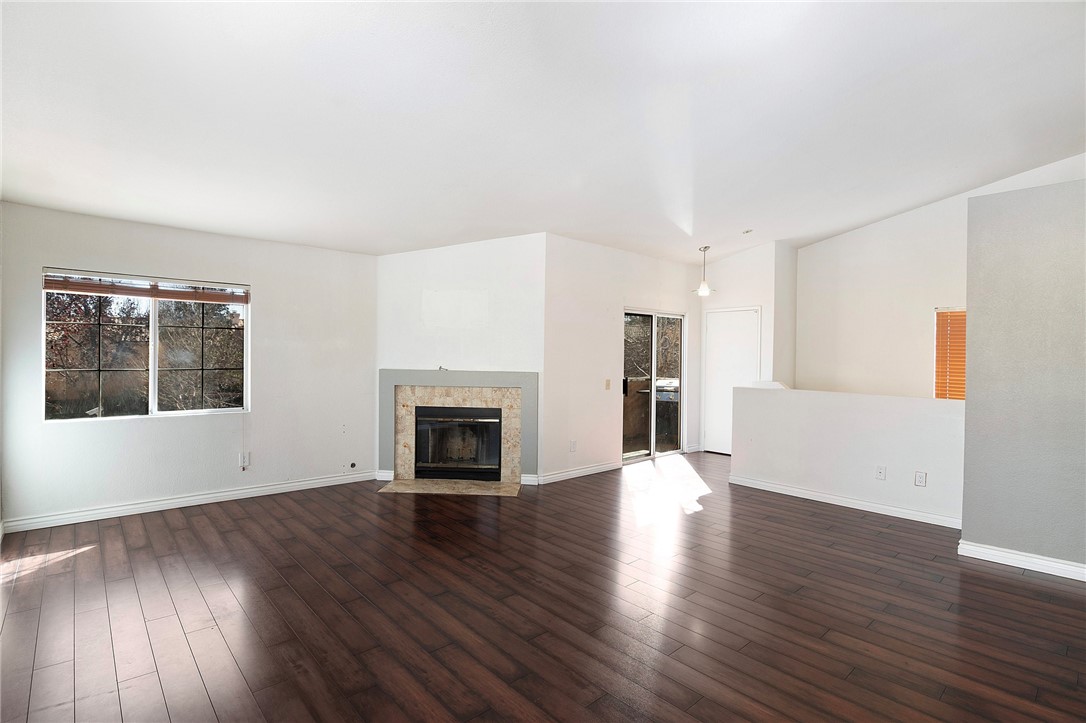 25126 Steinbeck Ave H