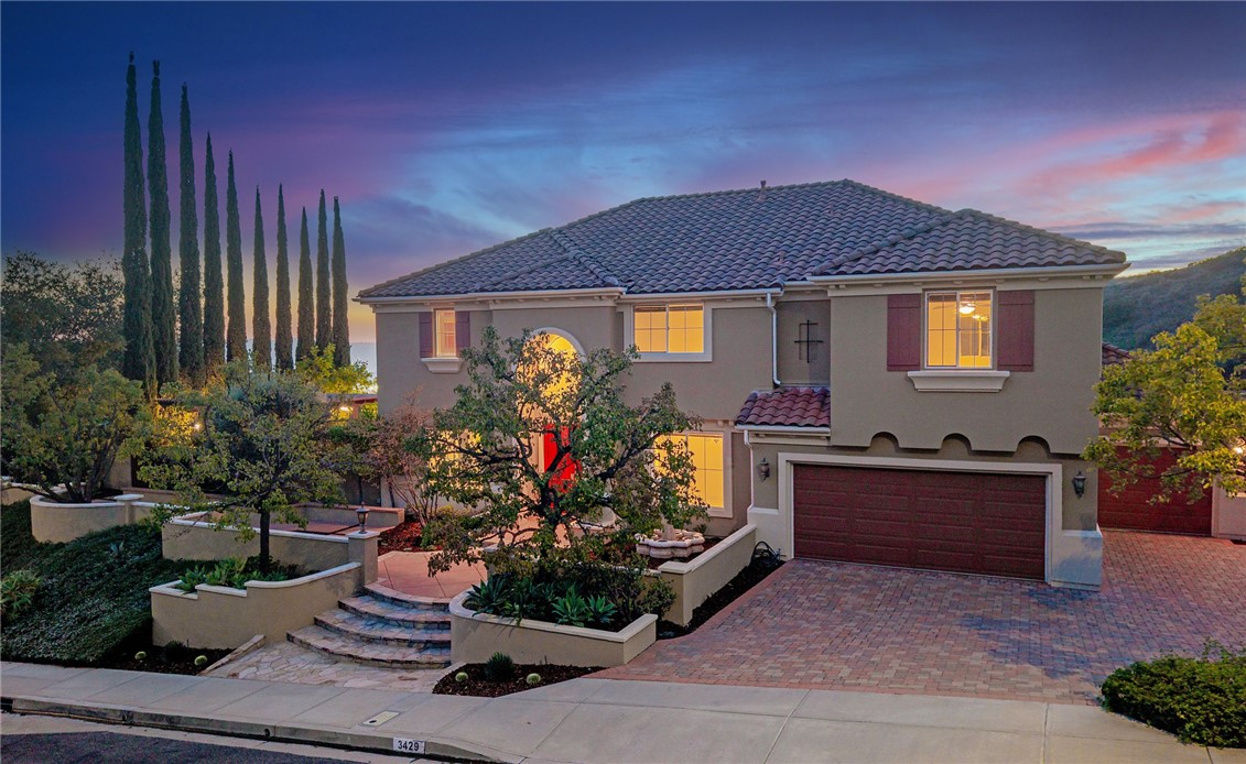 3429 Castleman