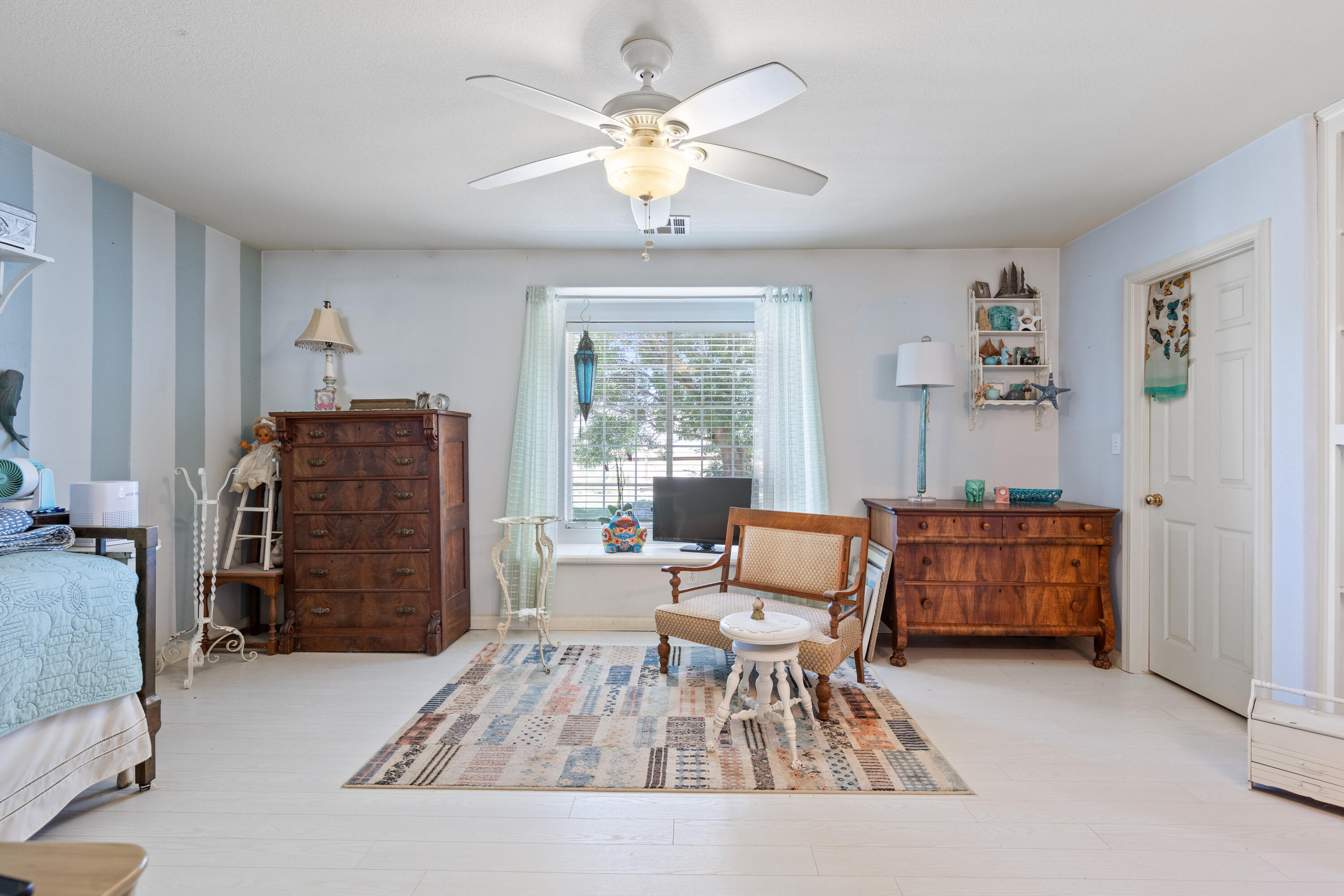 27601 Goldrush Court