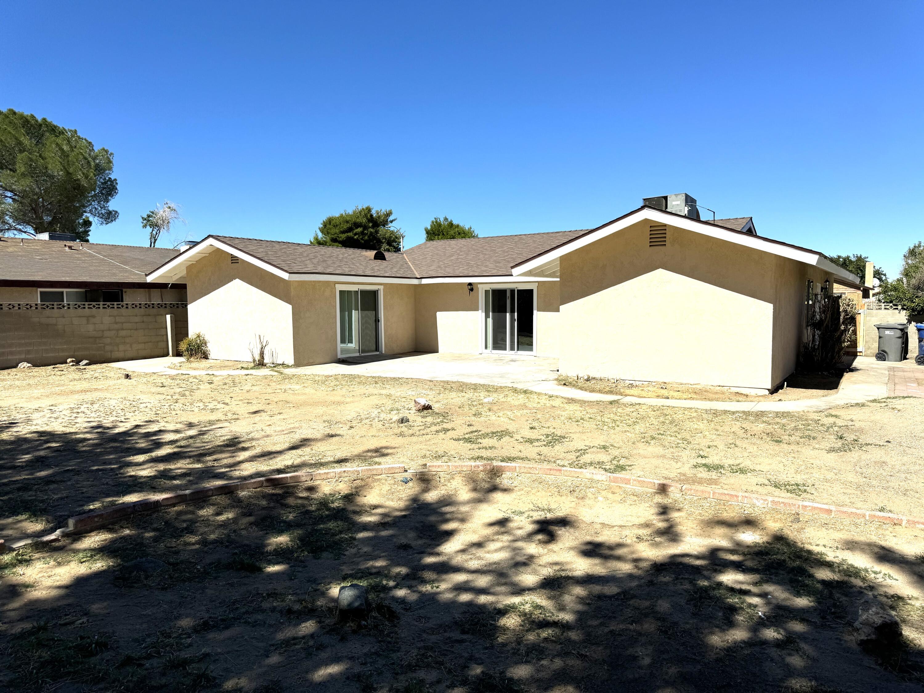 842 E Langhorn Street