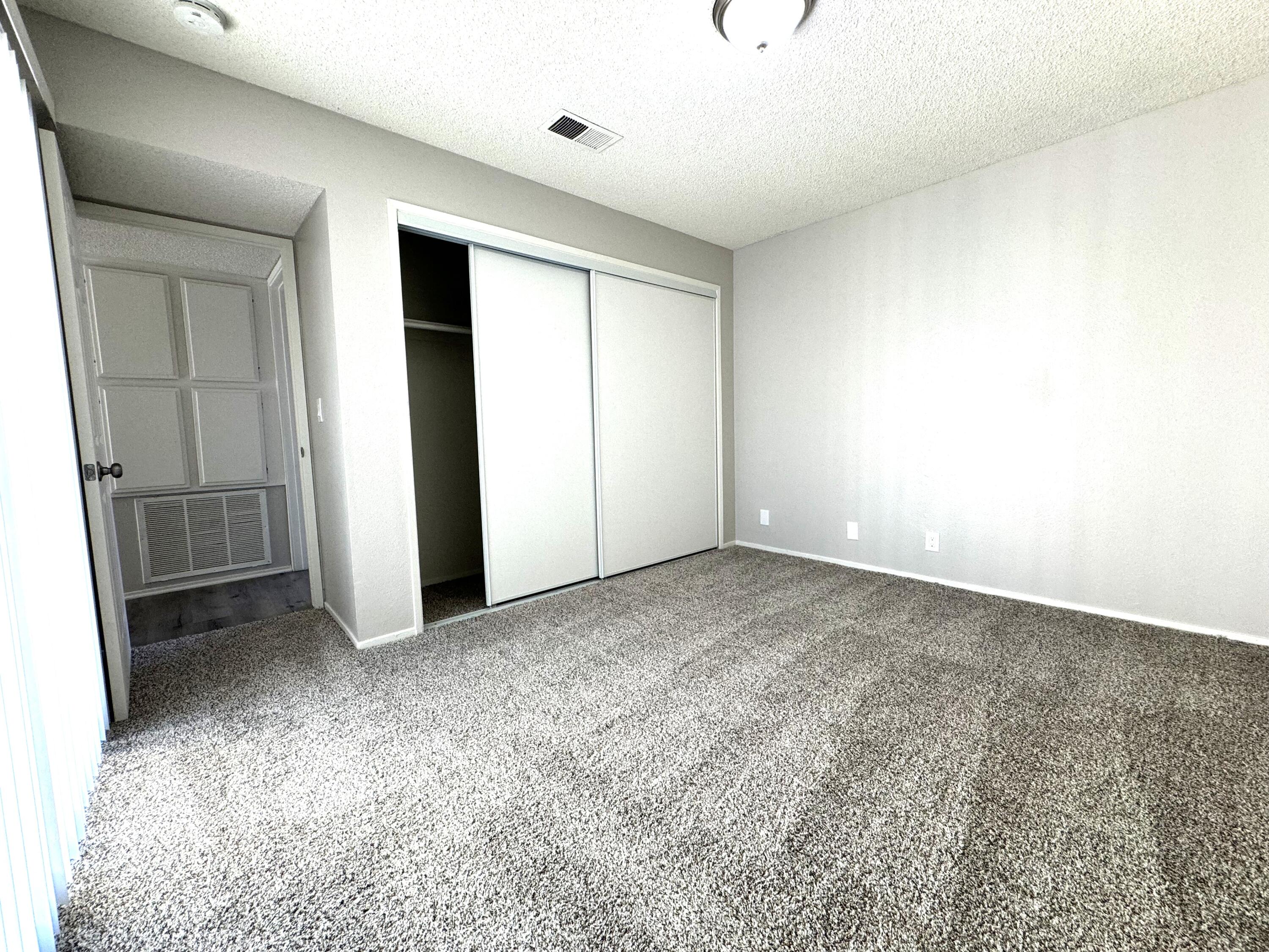 842 E Langhorn Street