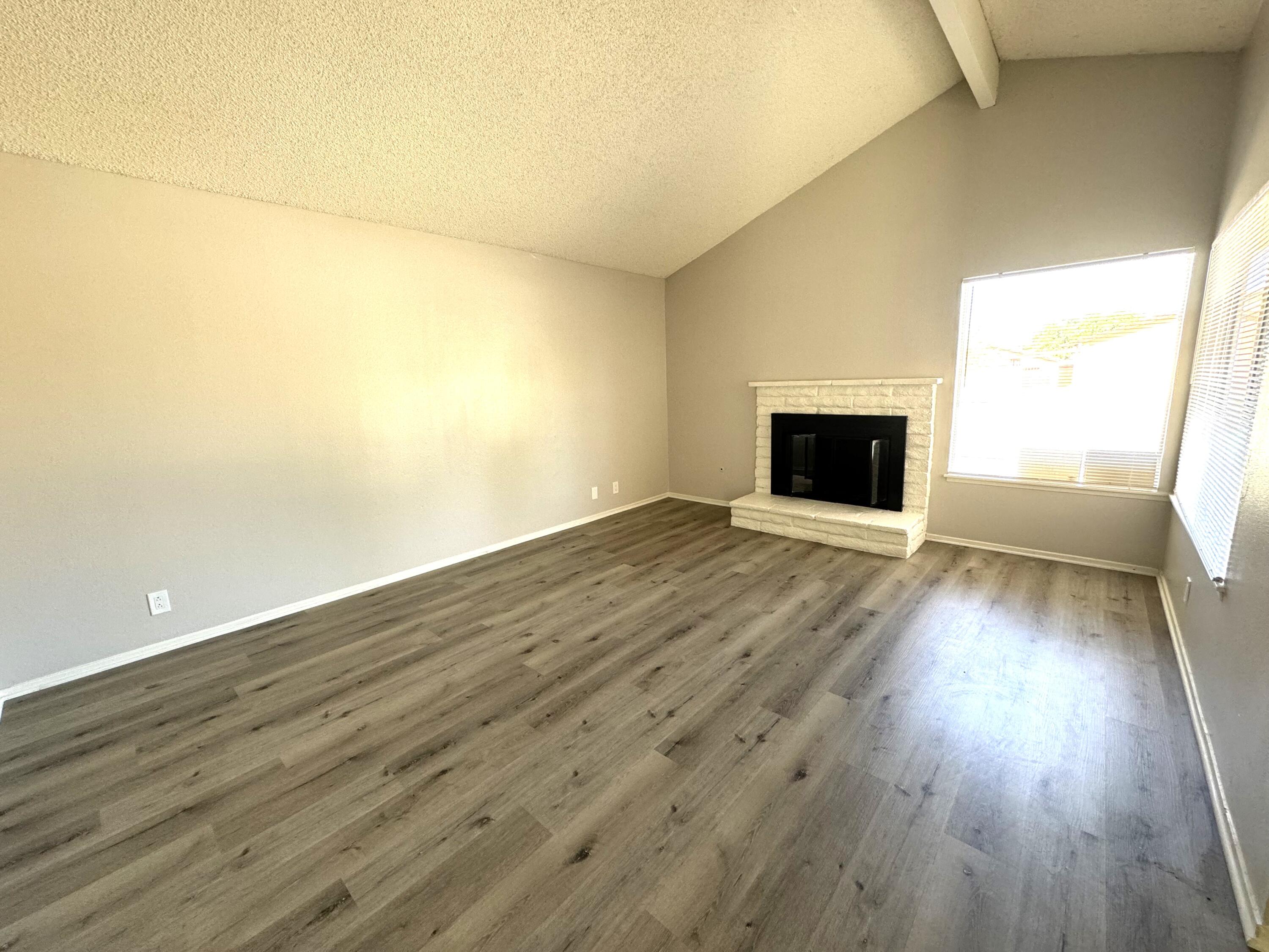 842 E Langhorn Street