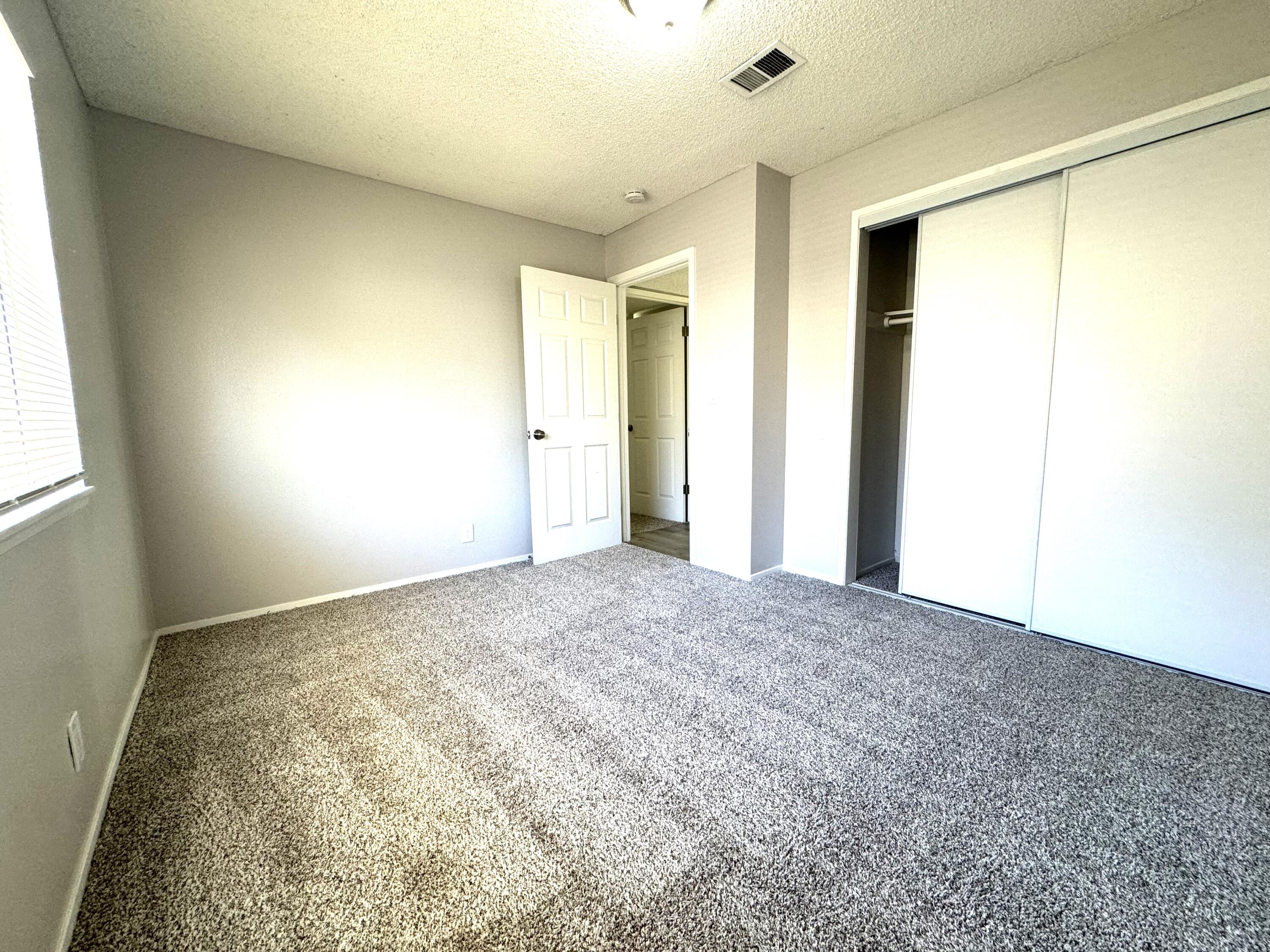 842 E Langhorn Street