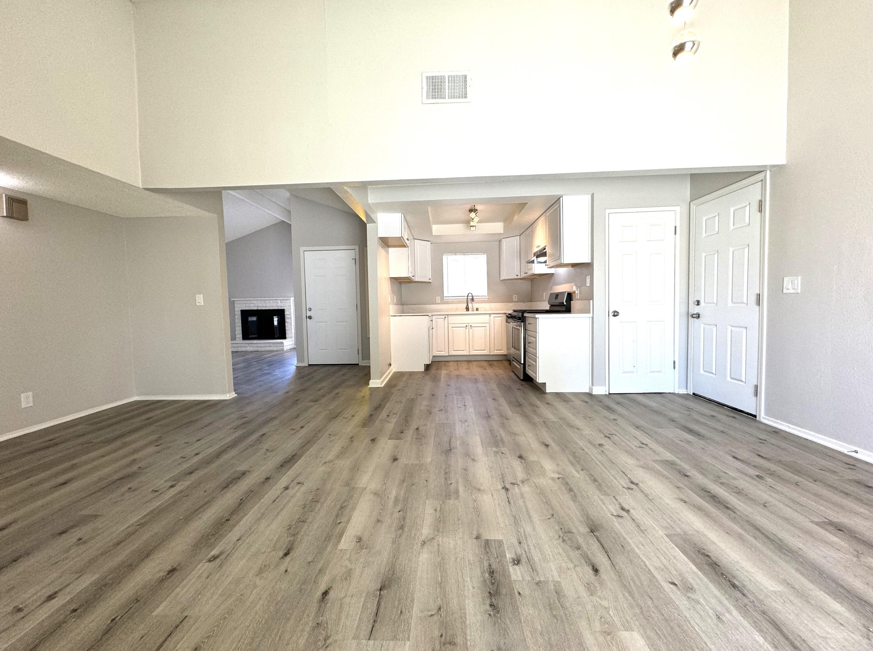 842 E Langhorn Street