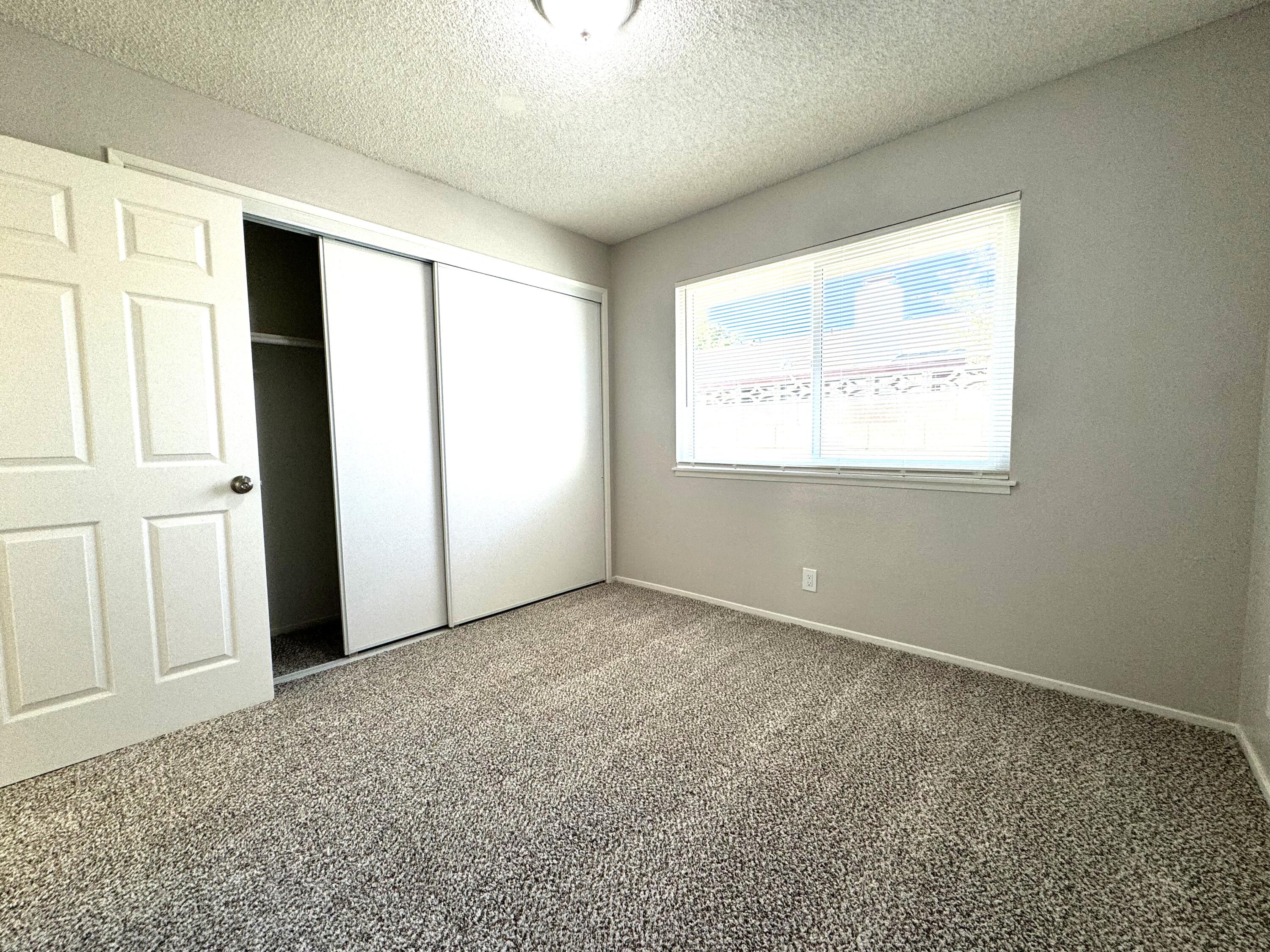 842 E Langhorn Street