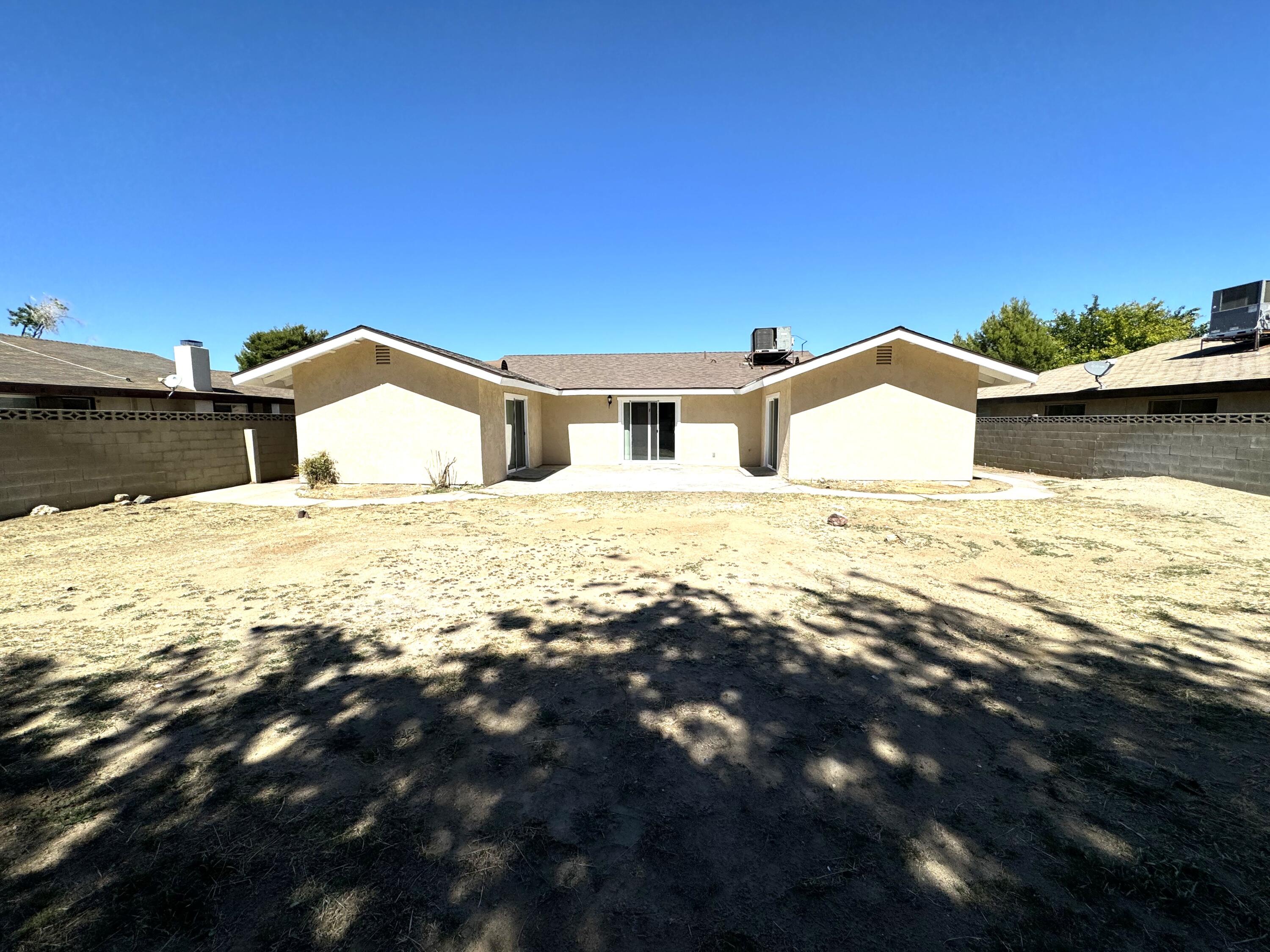 842 E Langhorn Street