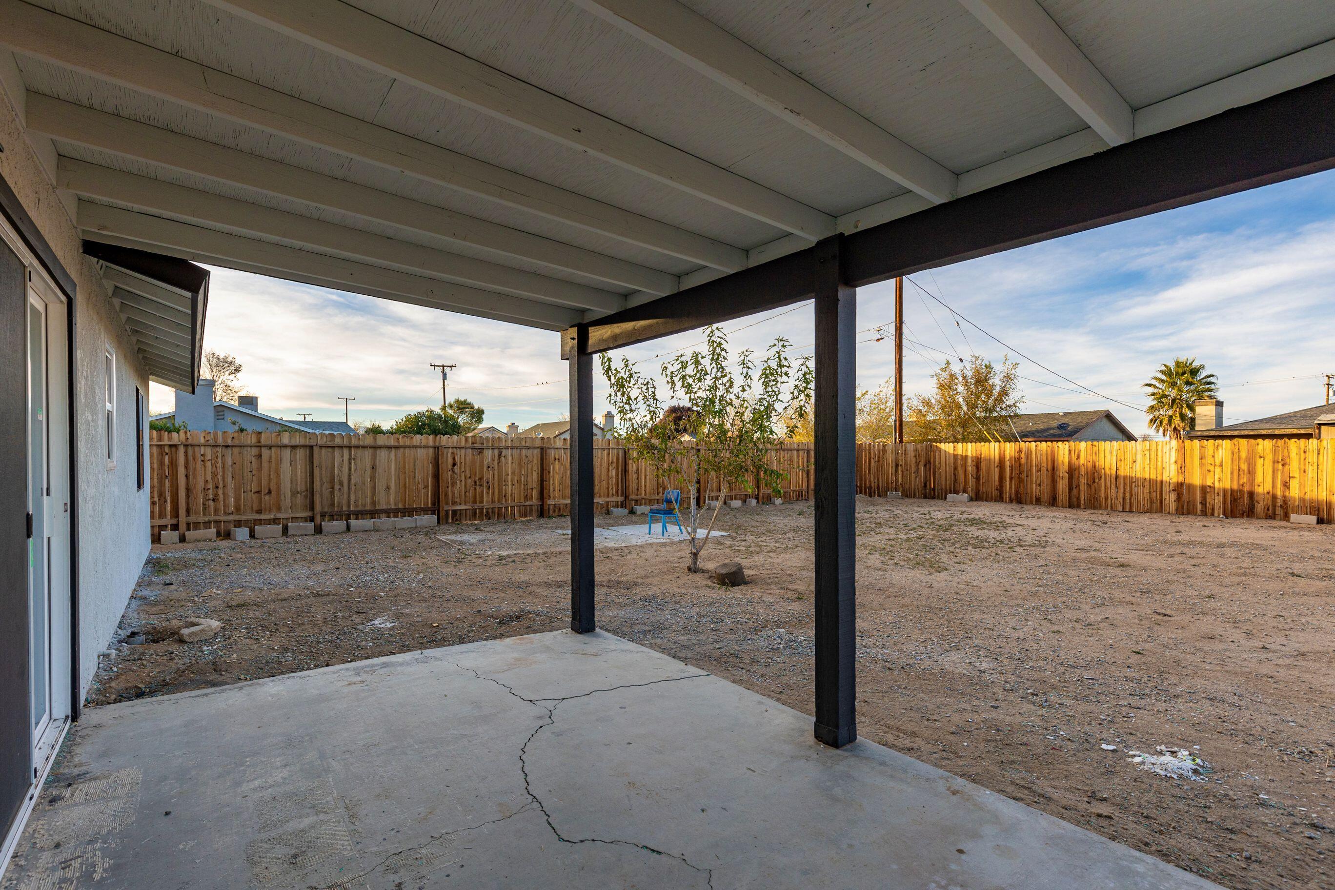 8649 Tamarack Avenue
