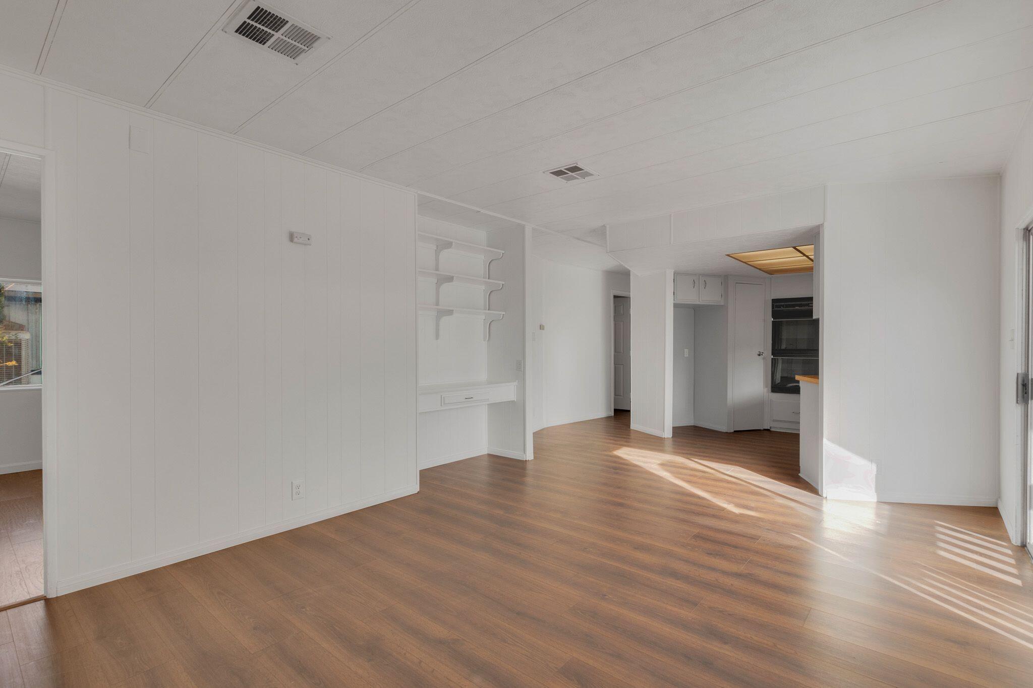 1301 E Avenue I Unit: 250