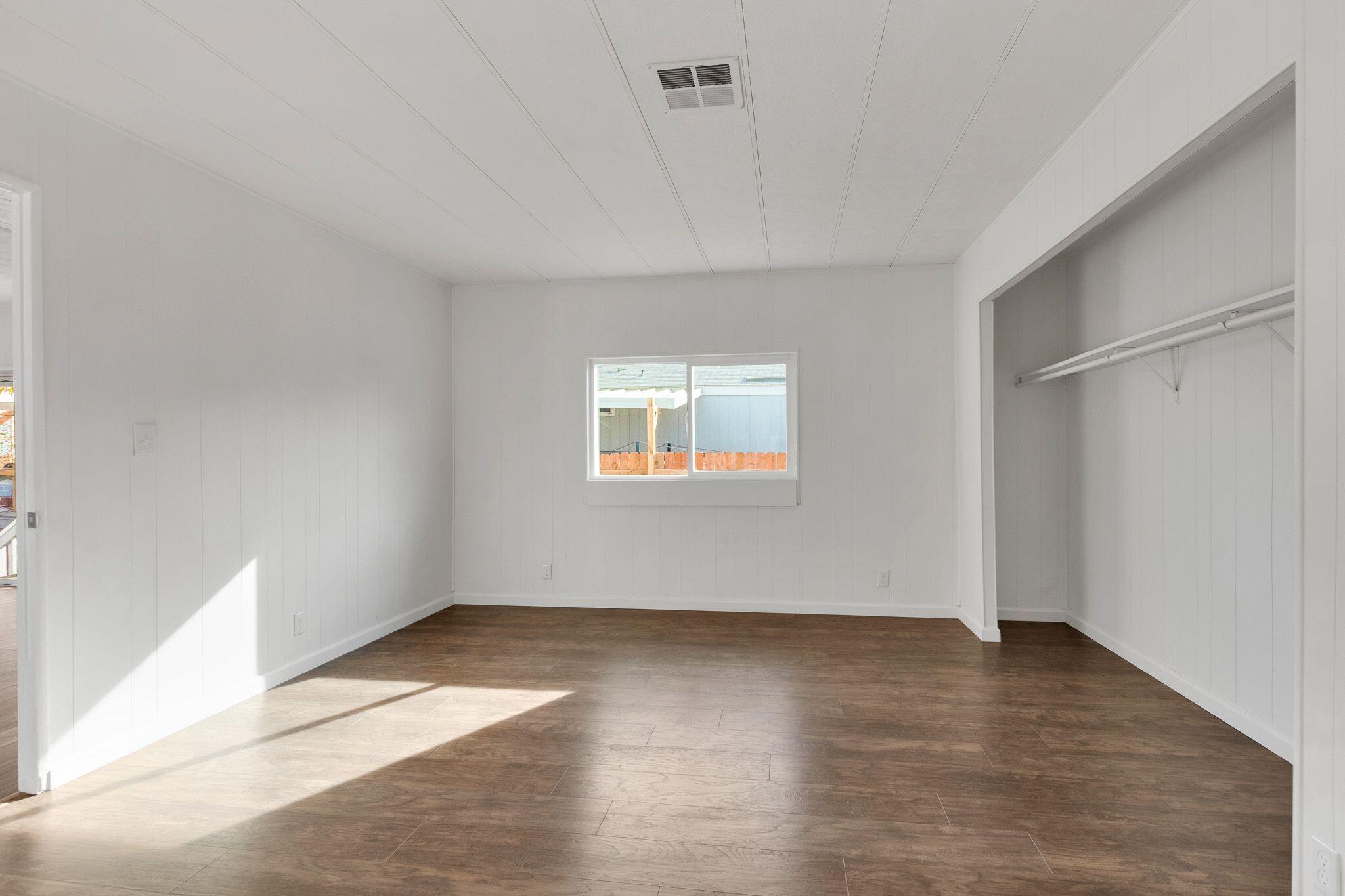 1301 E Avenue I Unit: 250