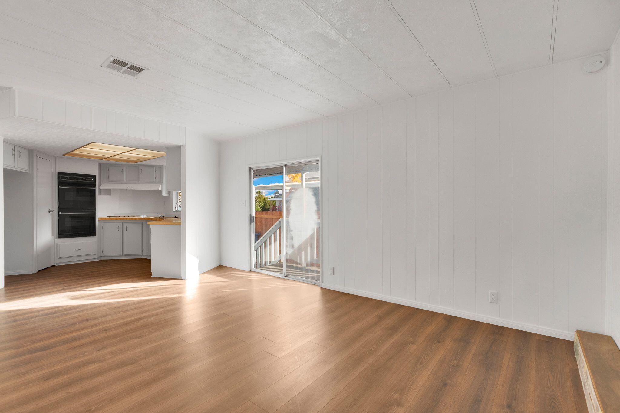 1301 E Avenue I Unit: 250