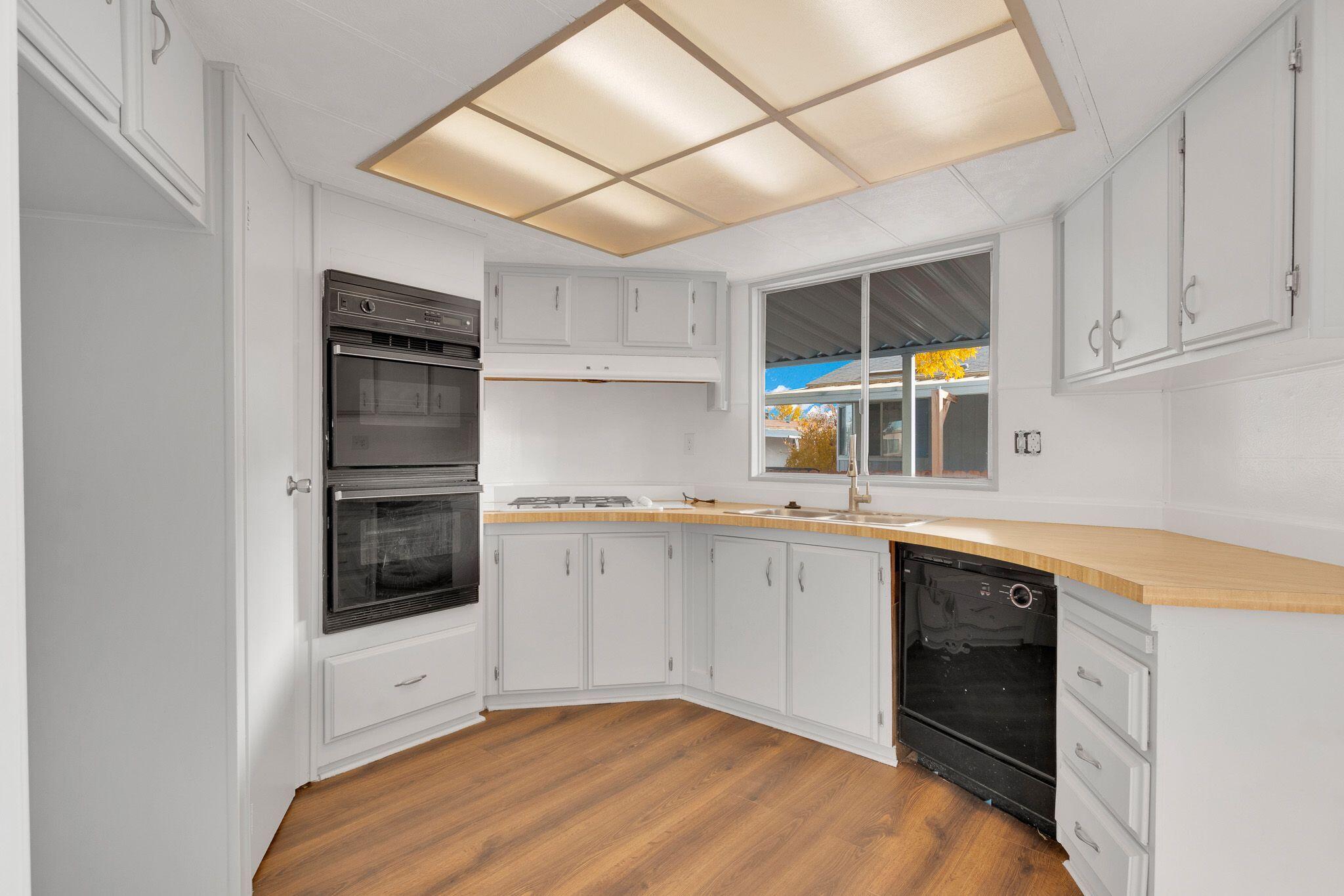 1301 E Avenue I Unit: 250