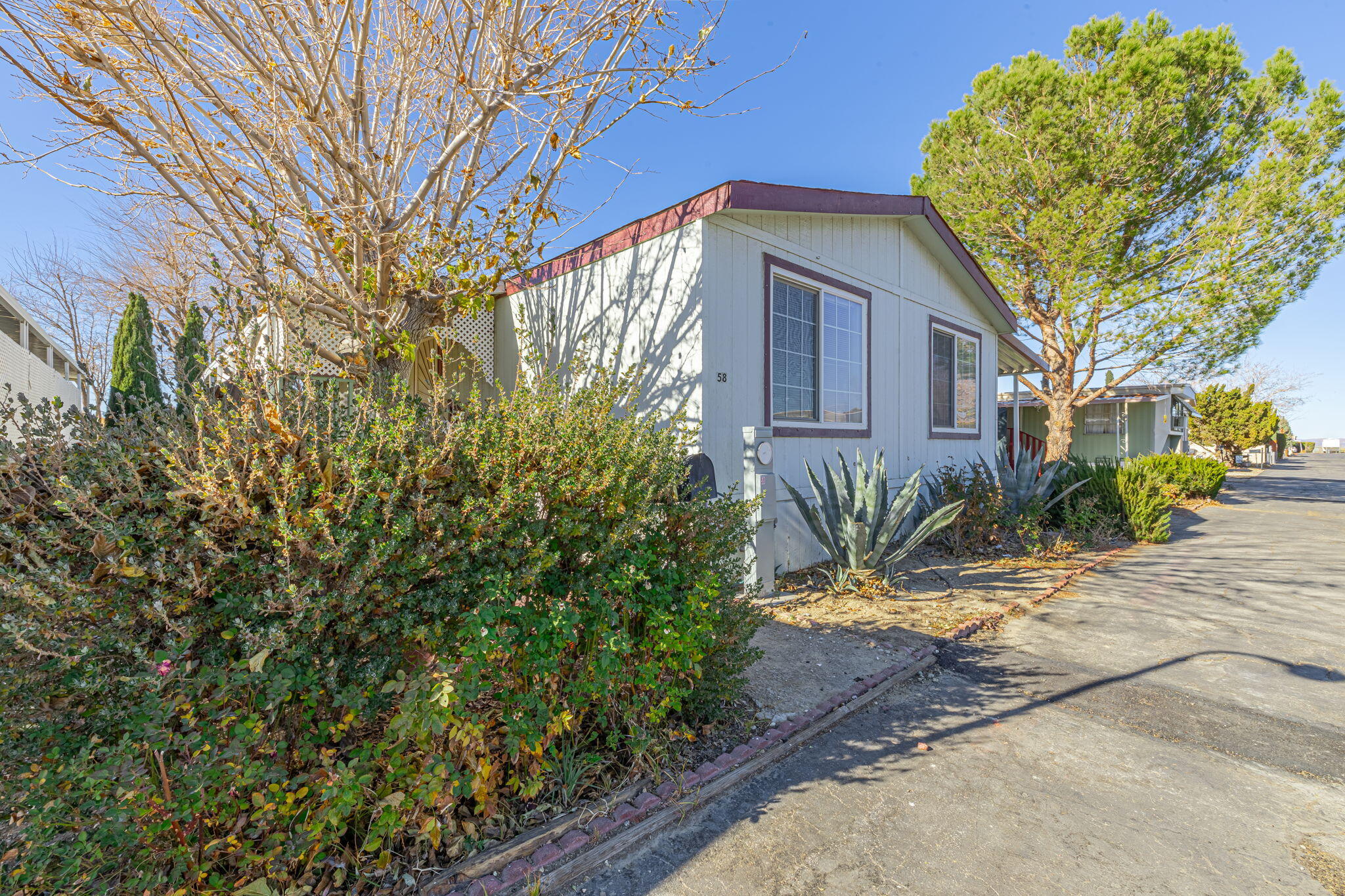 3753 E Avenue I Unit: Spc 58