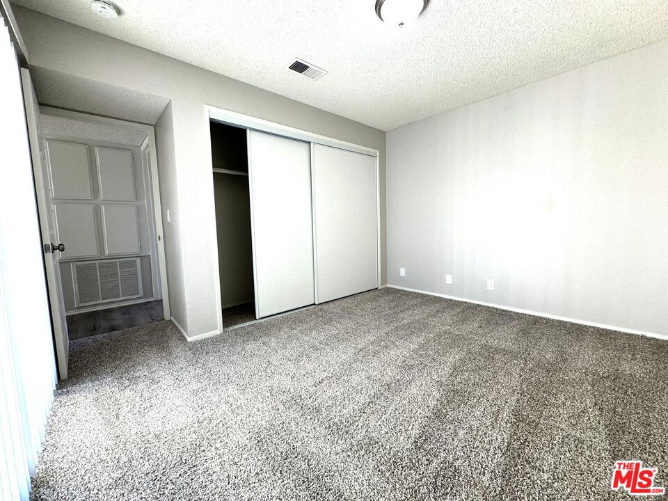 842 E Langhorn Street