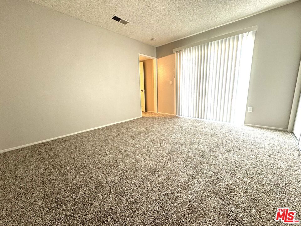 842 E Langhorn Street