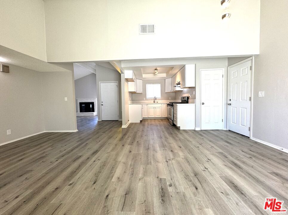 842 E Langhorn Street