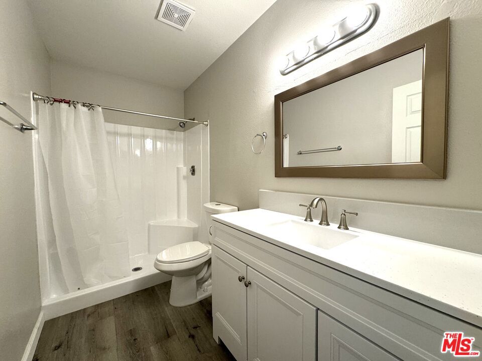 842 E Langhorn Street