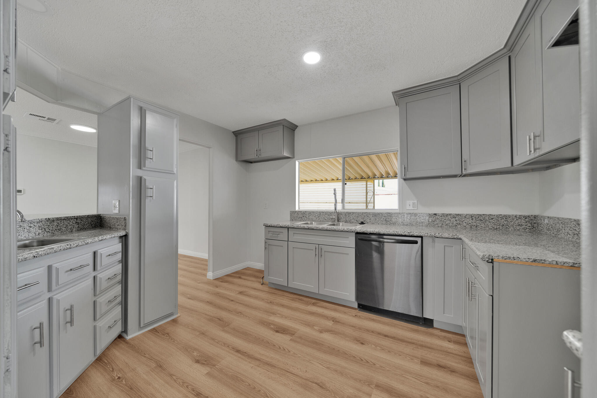 43850 E 20th St E Street Unit: 228