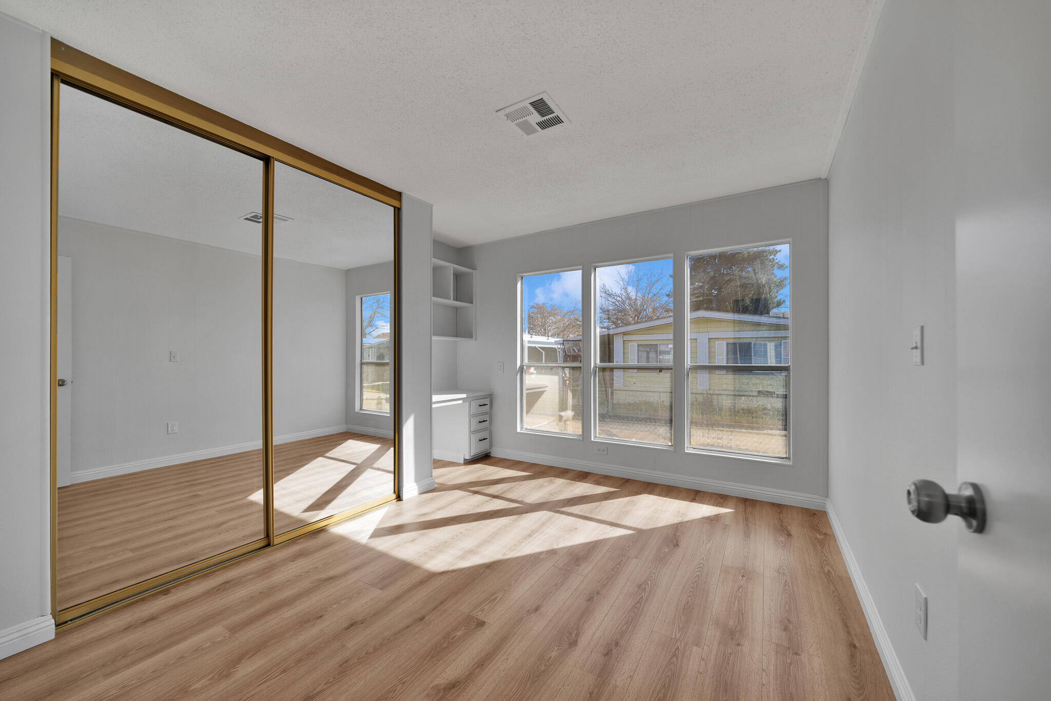 43850 E 20th St E Street Unit: 228