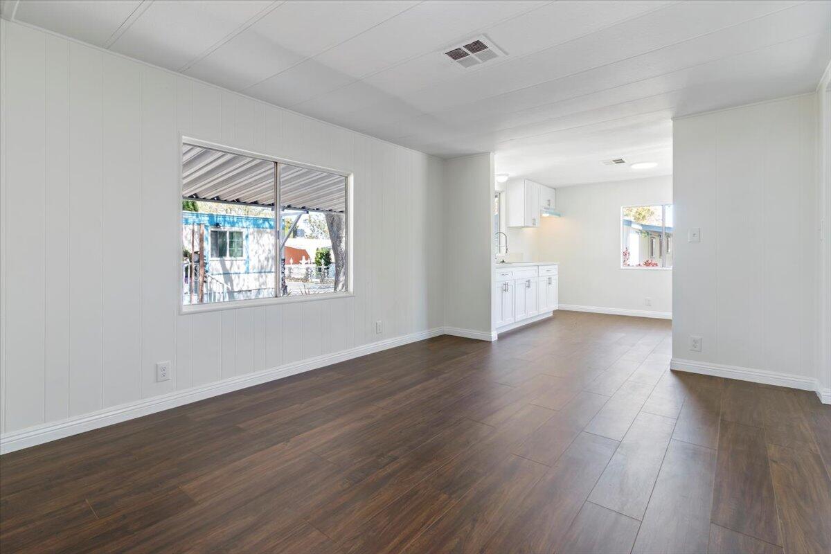 43850 20th St E Unit: 245
