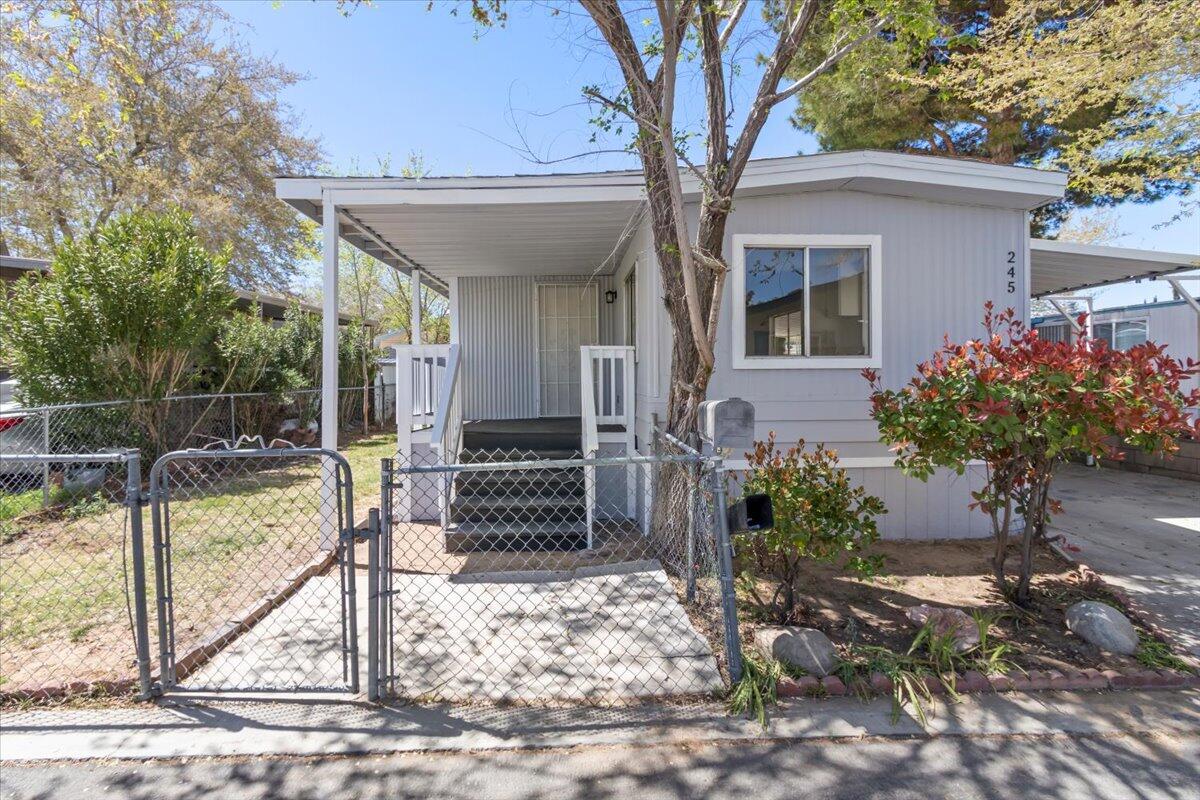 43850 20th St E Unit: 245