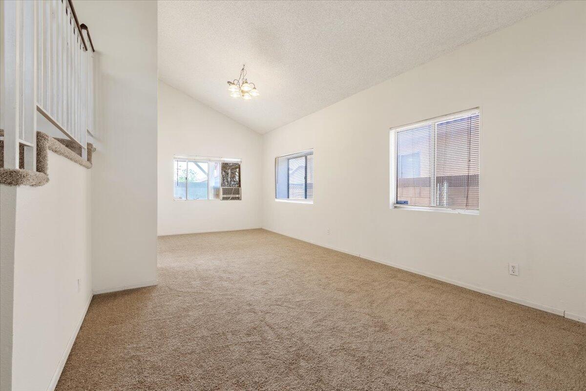 43938 Comstock Avenue