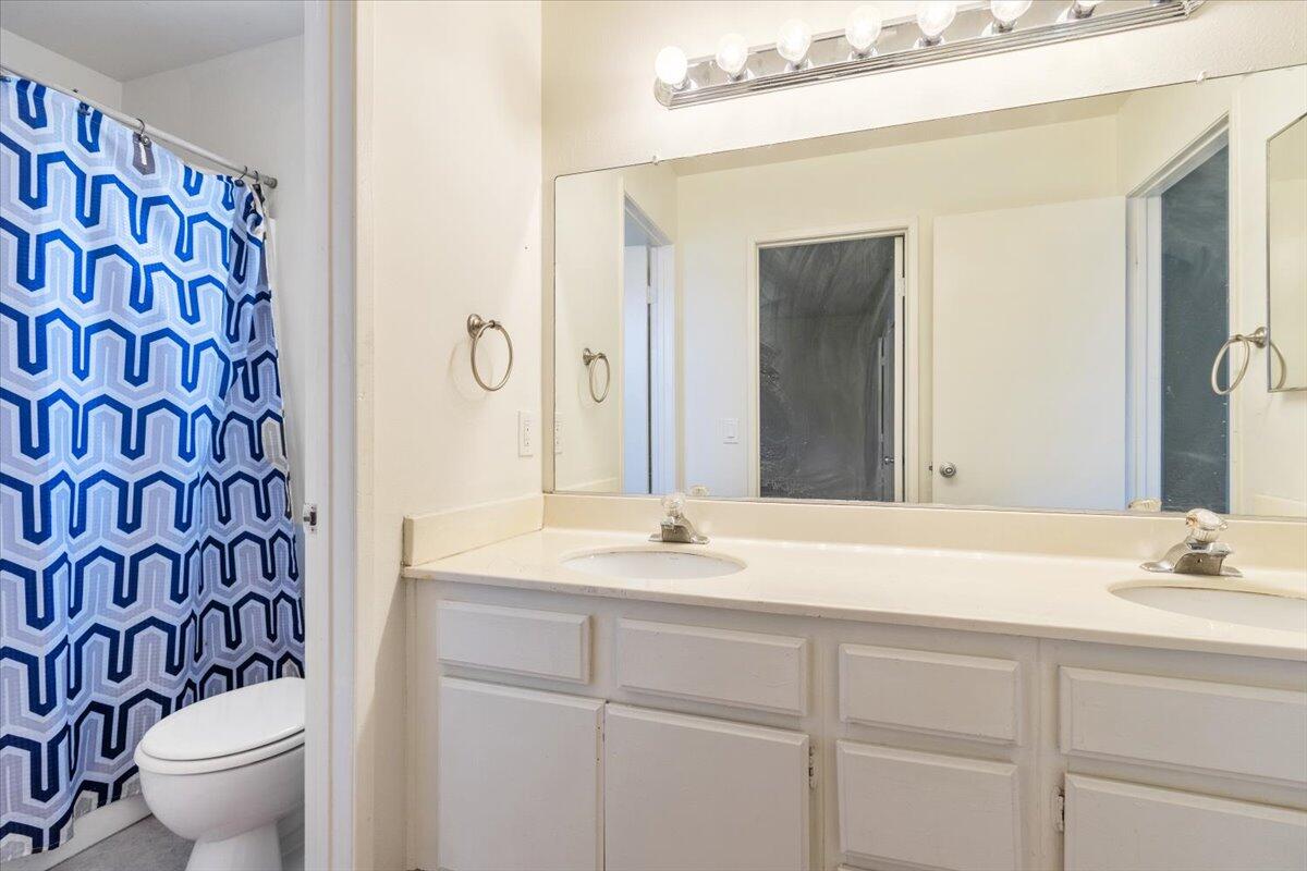 43938 Comstock Avenue