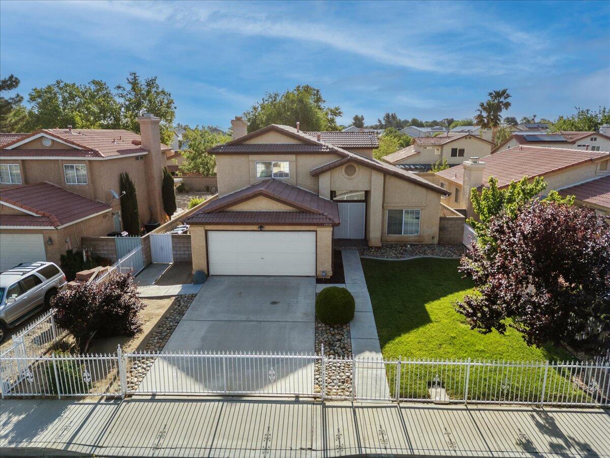 43938 Comstock Avenue