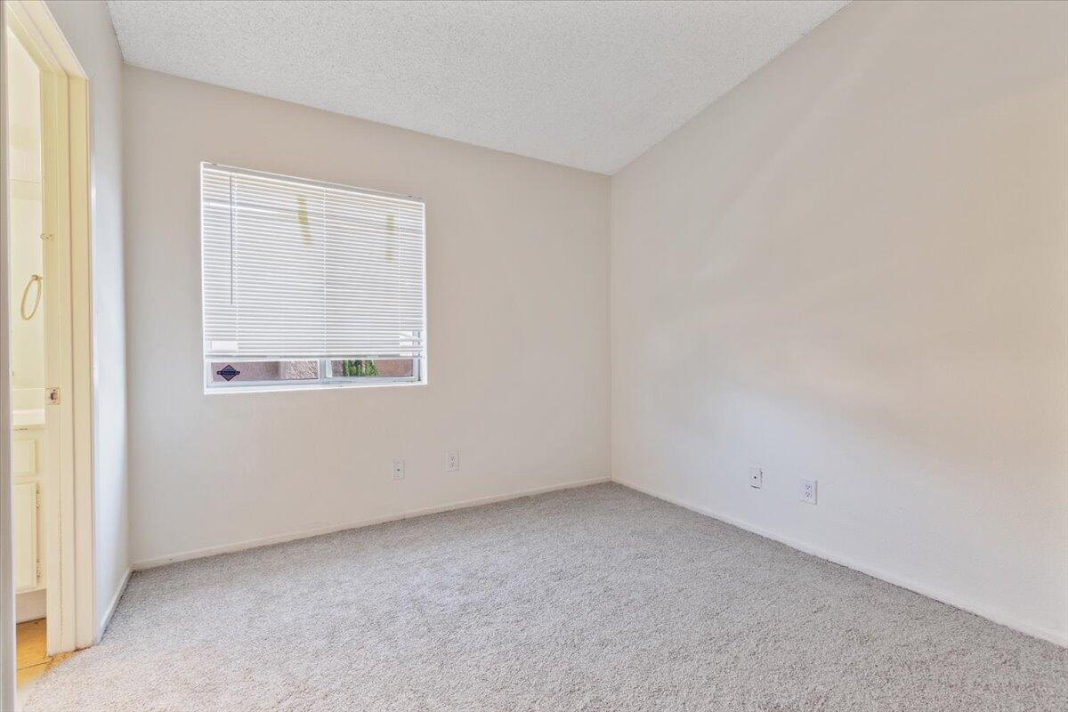 43938 Comstock Avenue