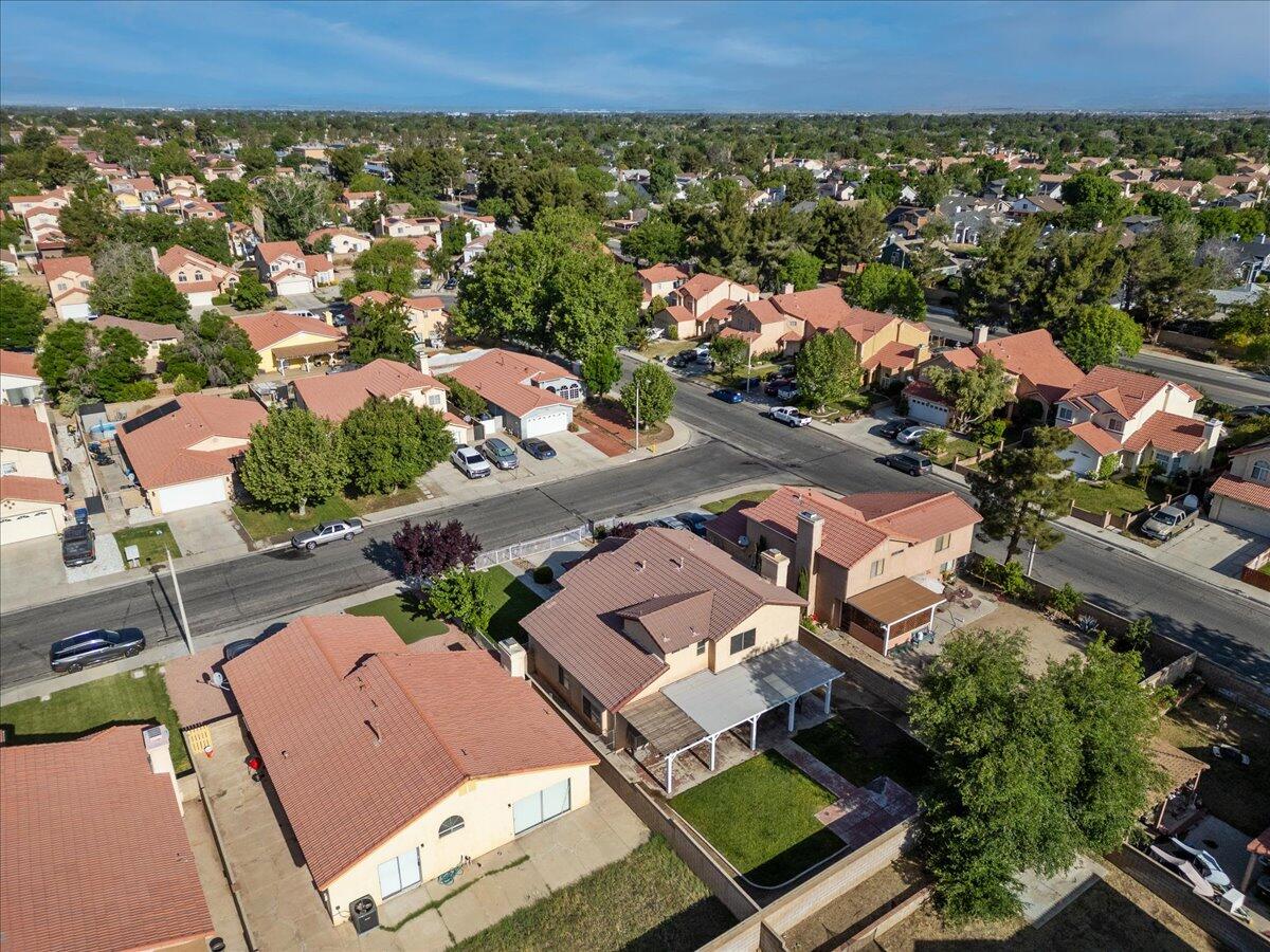 43938 Comstock Avenue