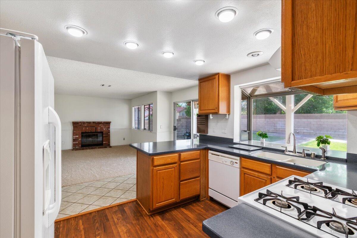 43938 Comstock Avenue