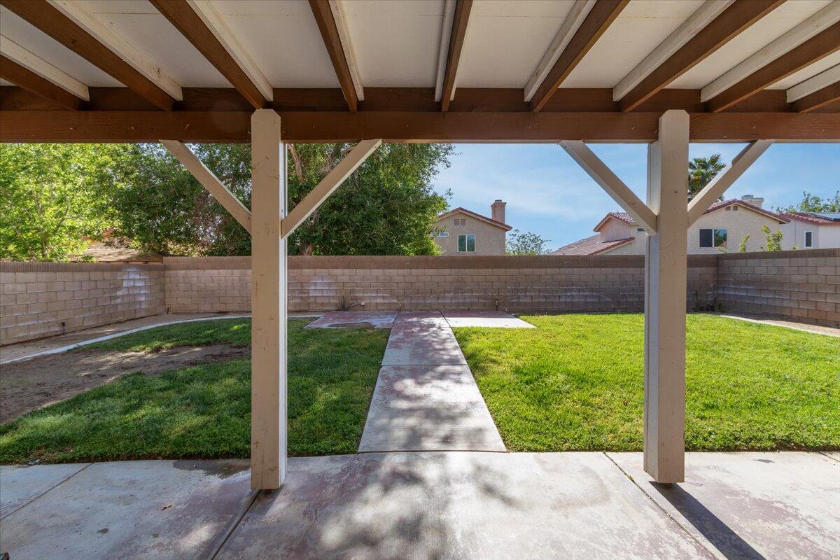 43938 Comstock Avenue