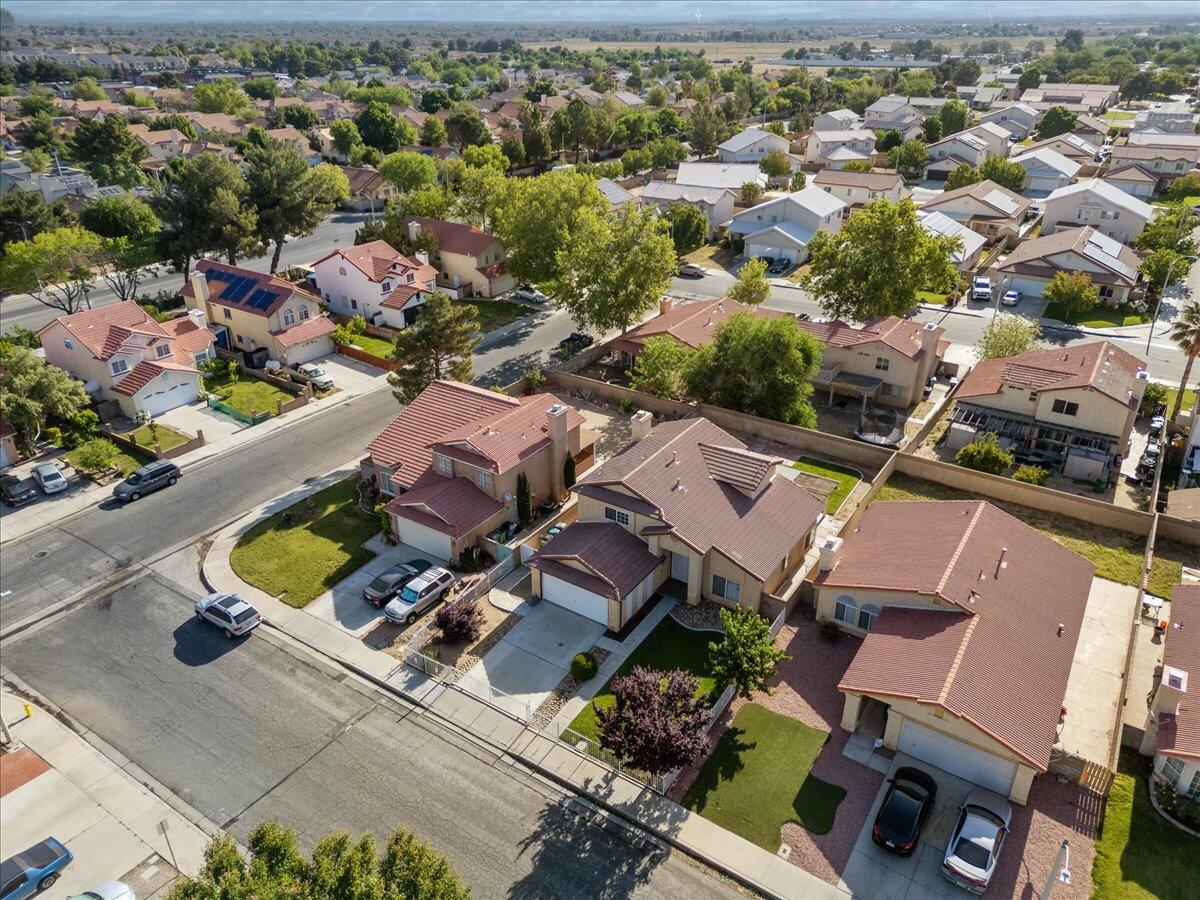 43938 Comstock Avenue