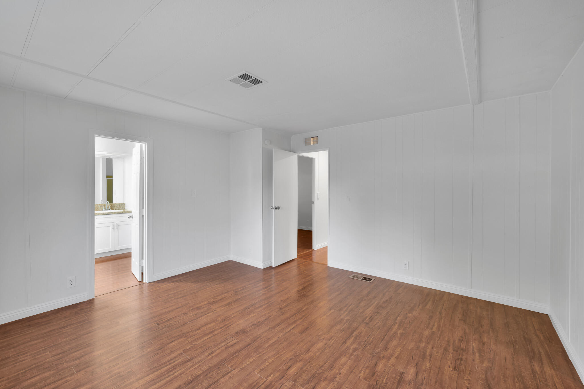 43850 20th St E Unit: 276