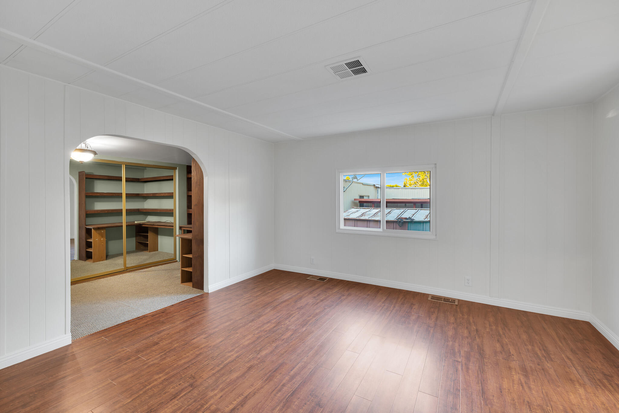 43850 20th St E Unit: 276