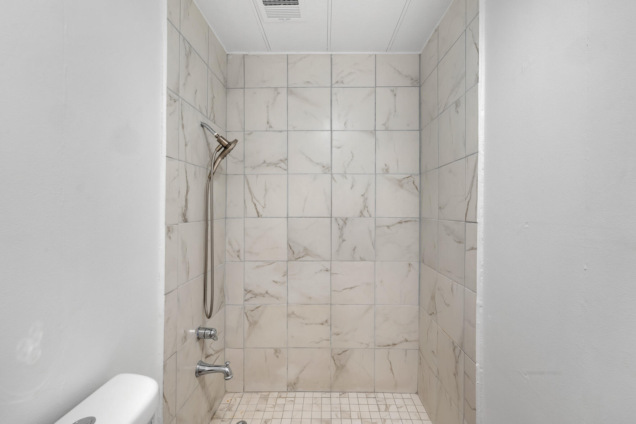 43850 20th St E Unit: 276