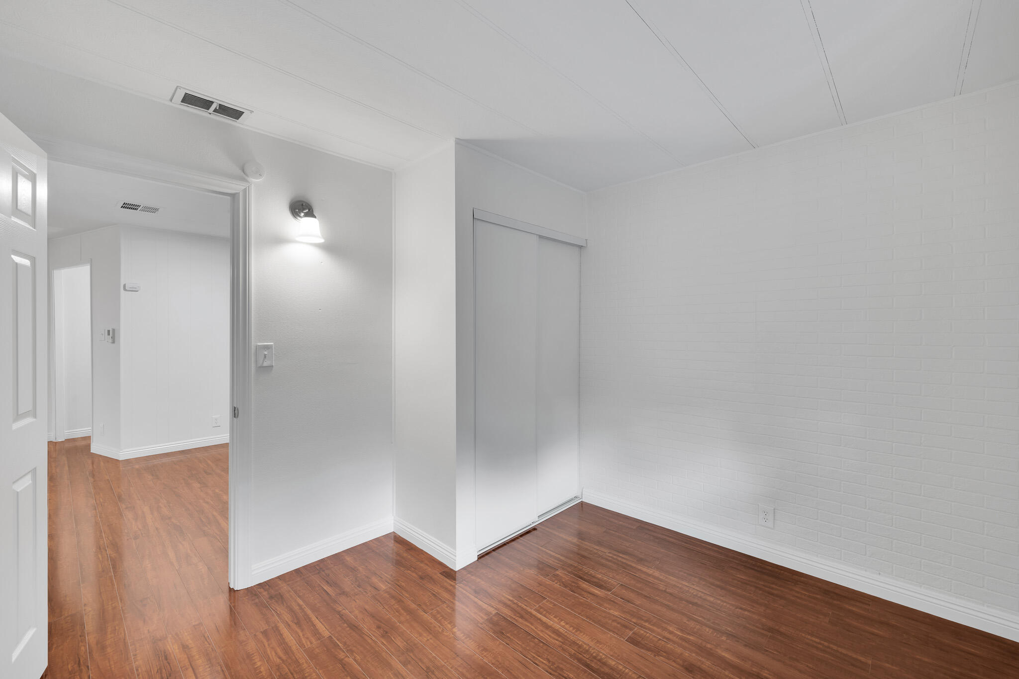 43850 20th St E Unit: 276