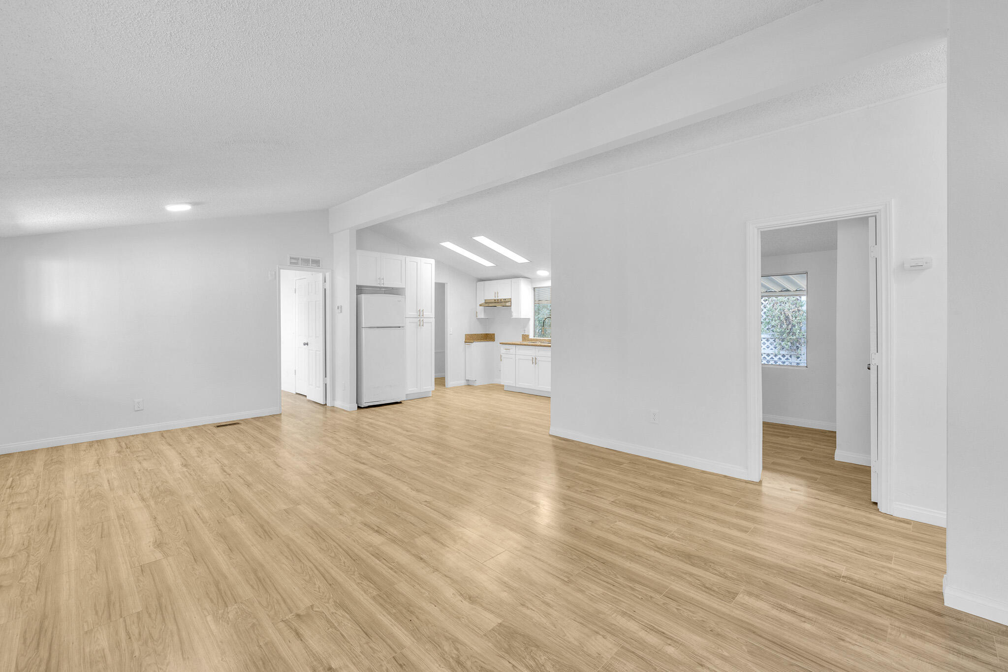 45111 E 25th St E Street Unit: 3