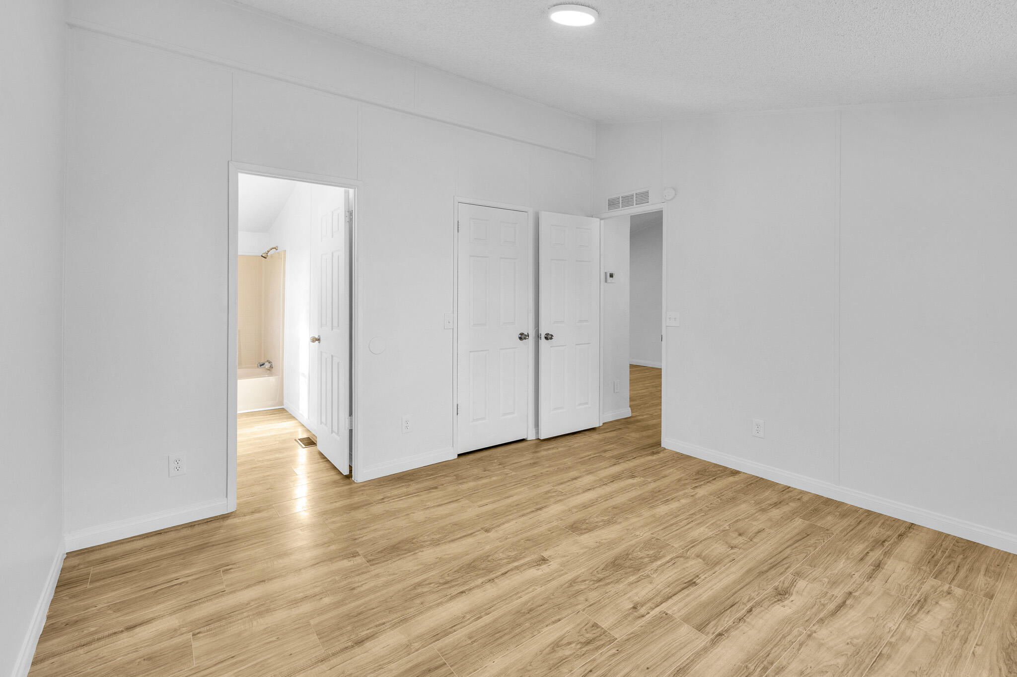 45111 E 25th St E Street Unit: 3