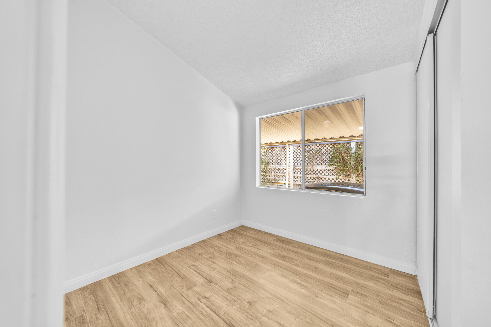 45111 E 25th St E Street Unit: 3